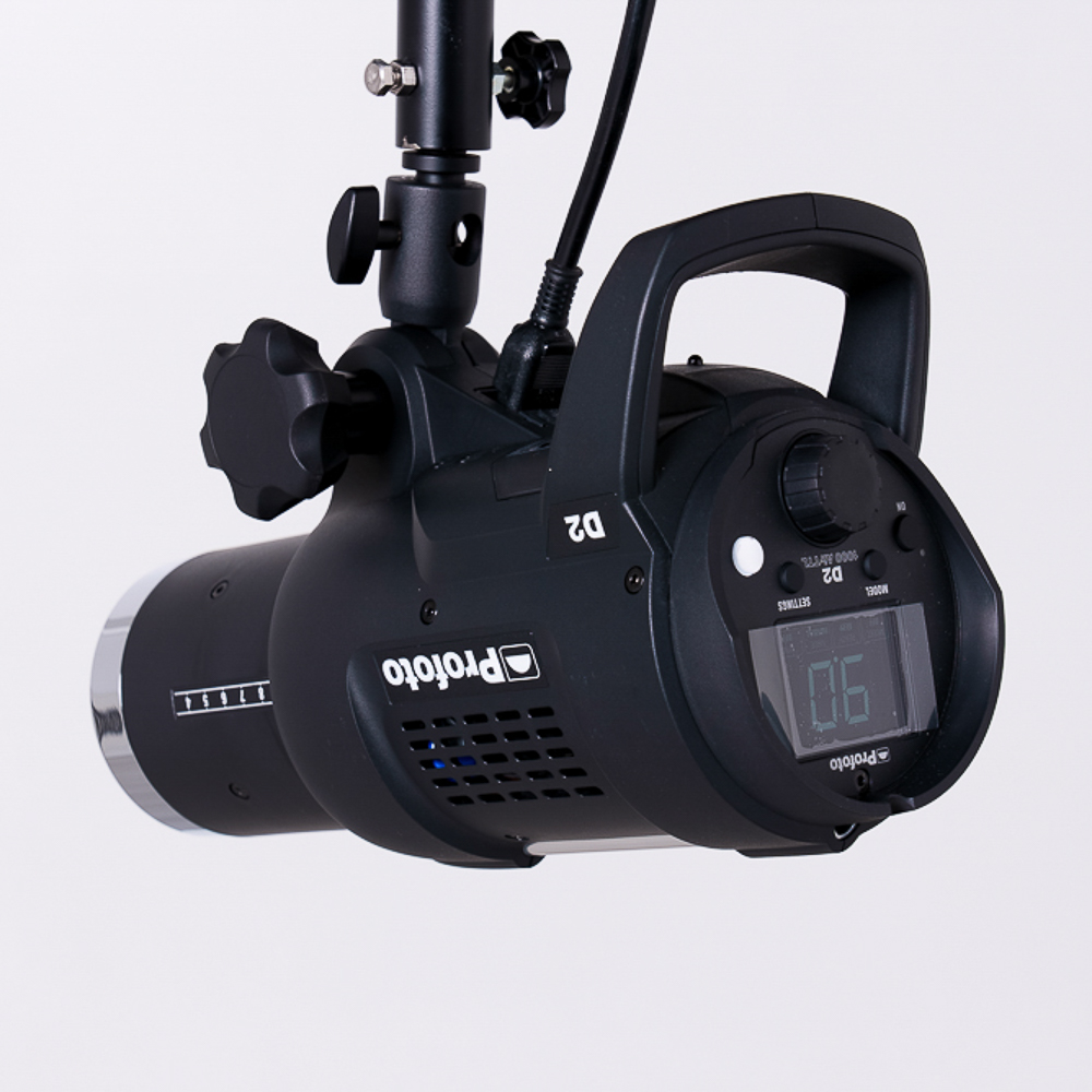 Profoto D2 ストロボ 本体とケース付き Profoto D2 – TORULABO